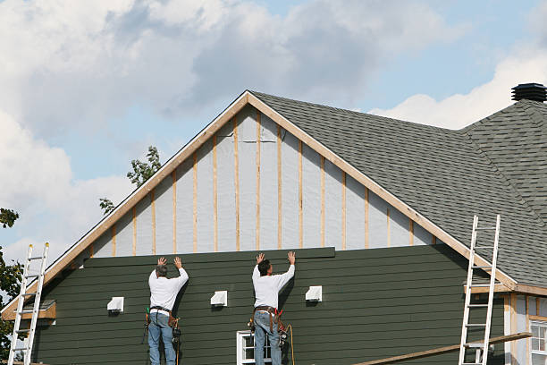 Professional Siding technician working in Copiague, NY